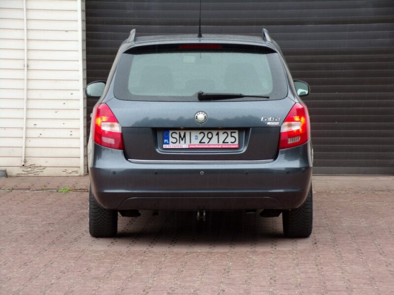 Škoda Fabia Kamera cofania /Klimatyzacja /1,2 /mpi /2010r II (2007-2014)