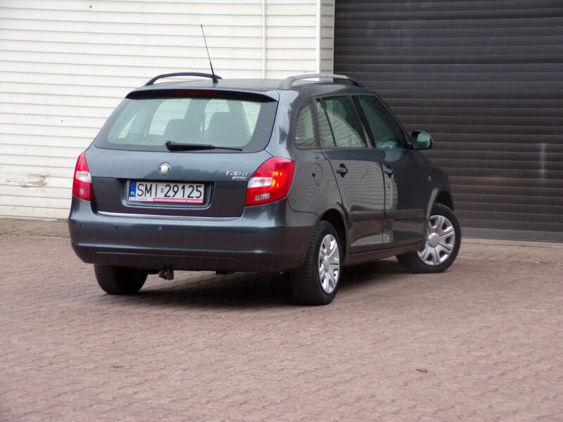 Škoda Fabia Kamera cofania /Klimatyzacja /1,2 /mpi /2010r II (2007-2014)
