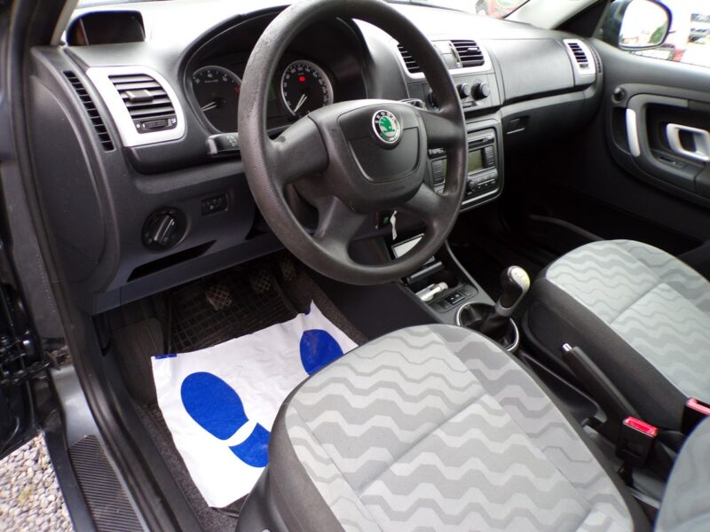 Škoda Fabia Kamera cofania /Klimatyzacja /1,2 /mpi /2010r II (2007-2014)