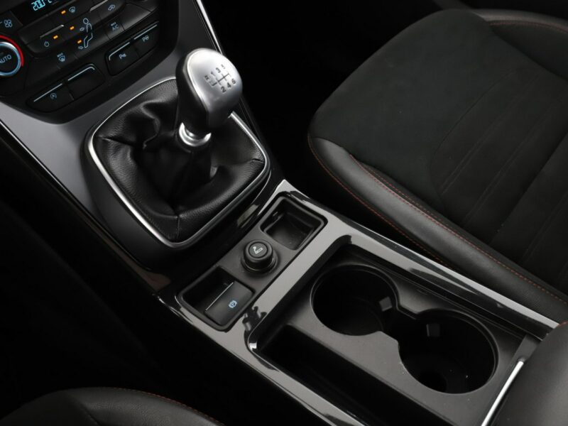 Ford Kuga ST-Line navi bluetooth II (2012-)