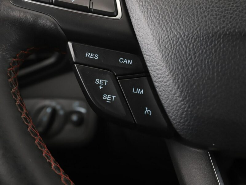 Ford Kuga ST-Line navi bluetooth II (2012-)