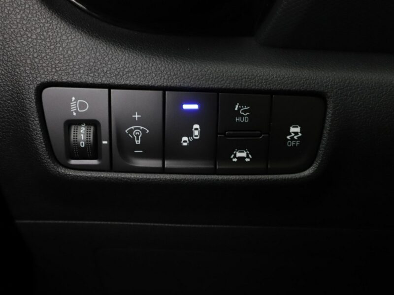 Hyundai Kona navi klima auto połskóra kamera i czujniki parkowania I (2017-2023)