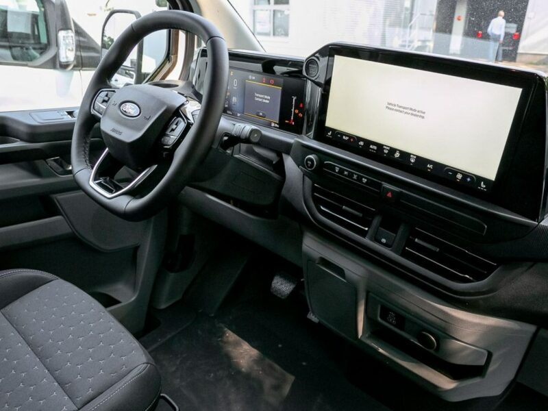 Ford Transit Custom 4x4 M Klima auto Kamera Czujniki Dostępny od ręki !! 2233 zł