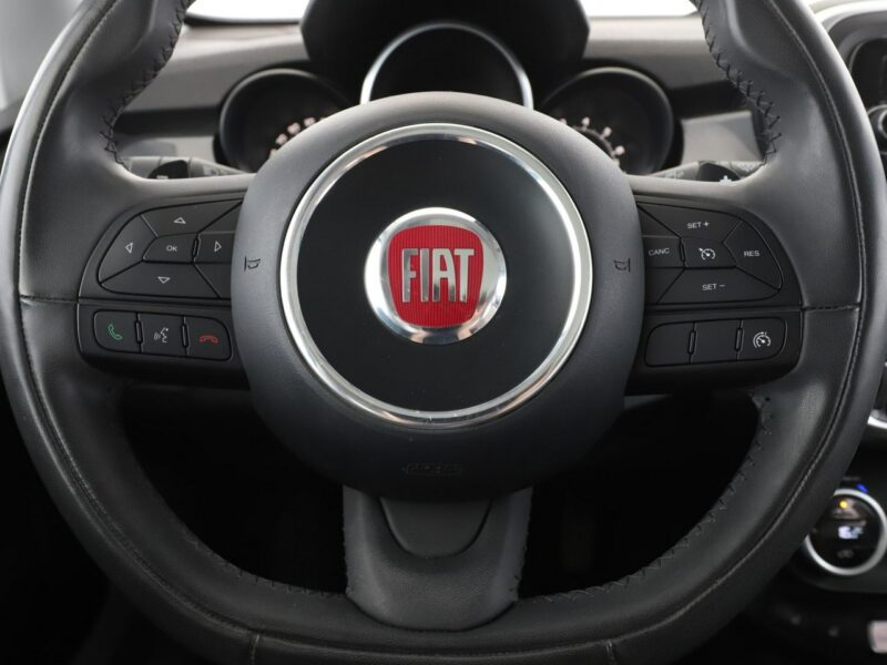 Fiat 500x Lounge automat panorama grzane fotele+kier. PDC navi półskóra tempomat