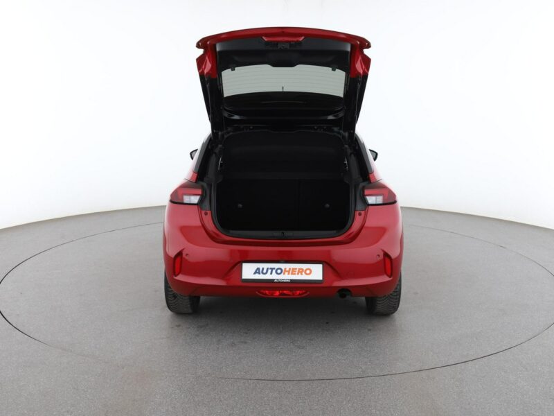 Opel Corsa virtual cocpit klima kamera i czujniki parkowania F (2019-)