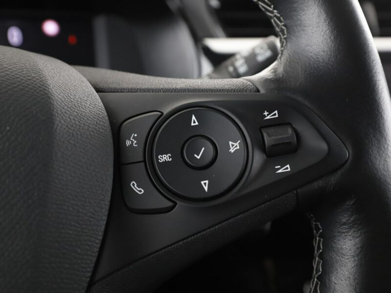Opel Corsa virtual cocpit klima kamera i czujniki parkowania F (2019-)
