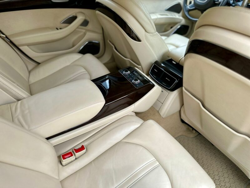 Audi A8 4.2 TDI Max wyposażenie !!! D4 (2010-)