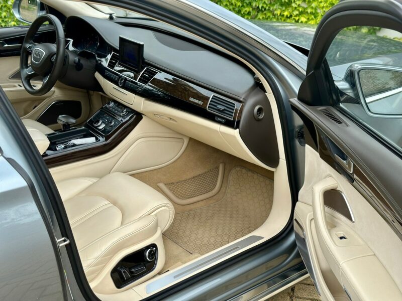 Audi A8 4.2 TDI Max wyposażenie !!! D4 (2010-)