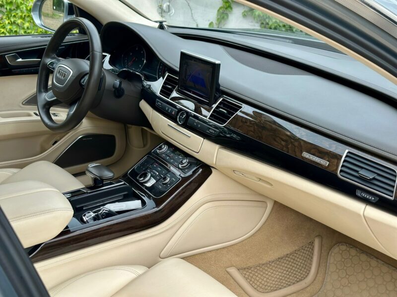 Audi A8 4.2 TDI Max wyposażenie !!! D4 (2010-)