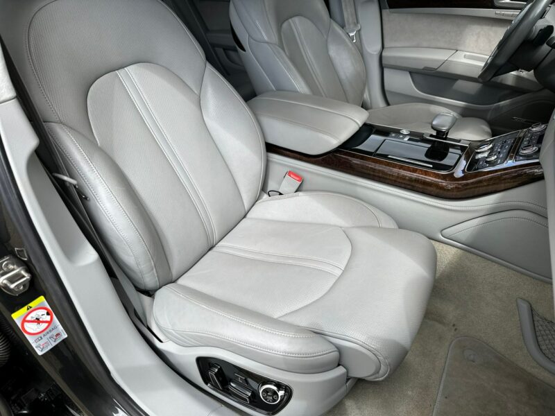 Audi A8 Faktura VAT 23% Salon Polska D4 (2010-)