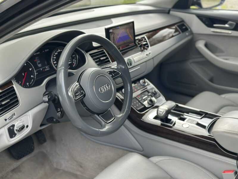 Audi A8 Faktura VAT 23% Salon Polska D4 (2010-)