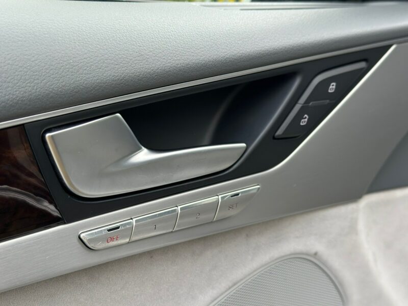 Audi A8 Faktura VAT 23% Salon Polska D4 (2010-)