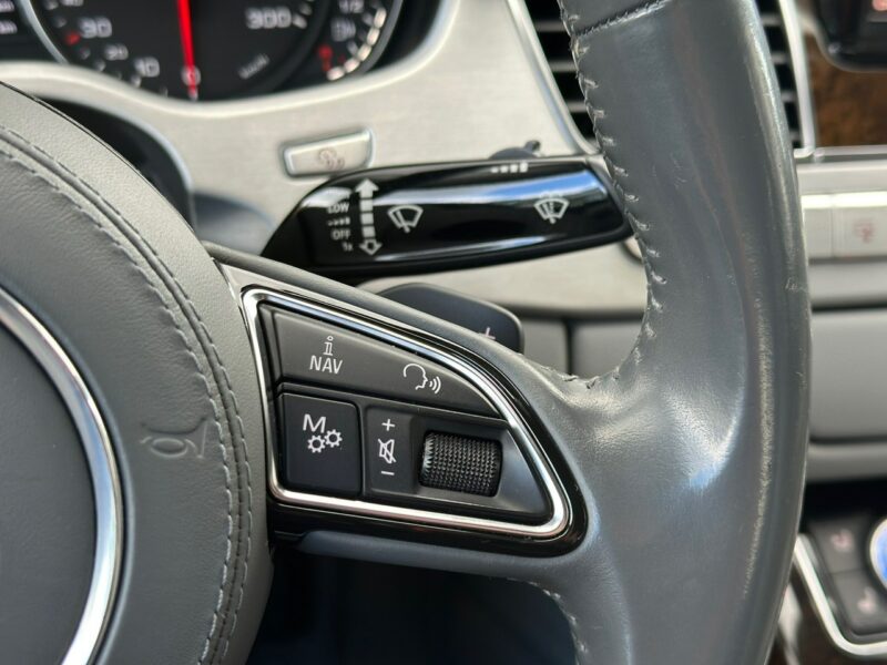 Audi A8 Faktura VAT 23% Salon Polska D4 (2010-)