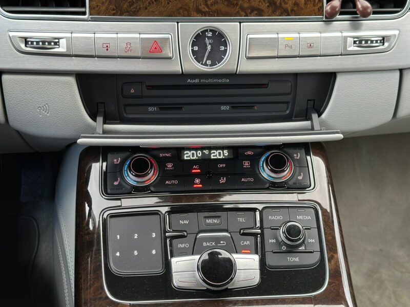 Audi A8 Faktura VAT 23% Salon Polska D4 (2010-)