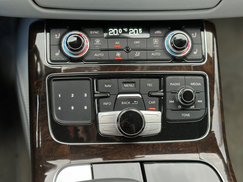 Audi A8 Faktura VAT 23% Salon Polska D4 (2010-)