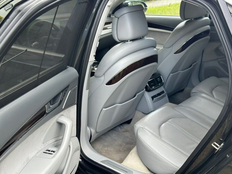 Audi A8 Faktura VAT 23% Salon Polska D4 (2010-)