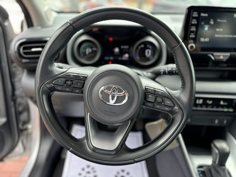 Toyota Yaris Hybryda, Gwarancja, Automat, Salon Polska, Niski Przebieg IV (2020-)