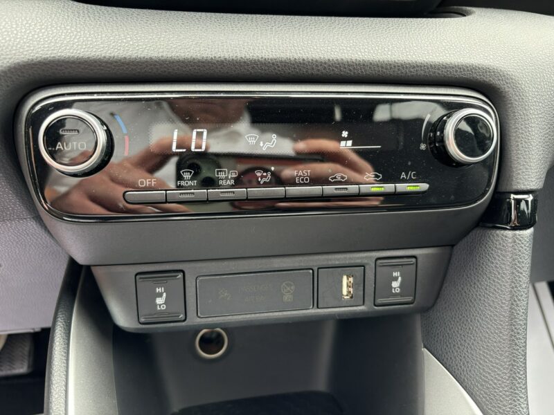 Toyota Yaris Hybryda, Gwarancja, Automat, Salon Polska, Niski Przebieg IV (2020-)