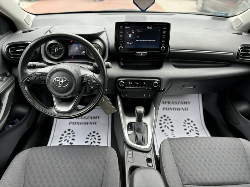 Toyota Yaris Hybryda, Gwarancja, Automat, Salon Polska, Niski Przebieg IV (2020-)