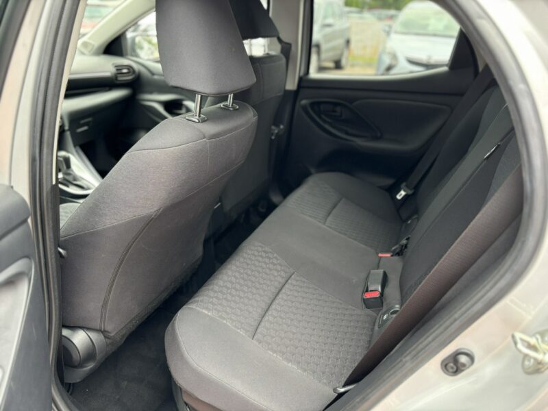 Toyota Yaris Hybryda, Gwarancja, Automat, Salon Polska, Niski Przebieg IV (2020-)