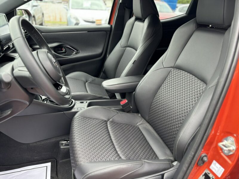 Toyota Yaris Hybryda, Gwarancja, Automat, Salon Polska, Niski Przebieg, Super Stan IV (2020-)