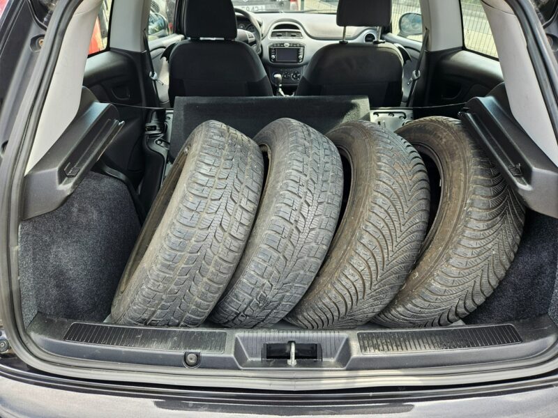 Fiat Punto Evo Nawigacja / Klimatyzacja / Kamera cofania