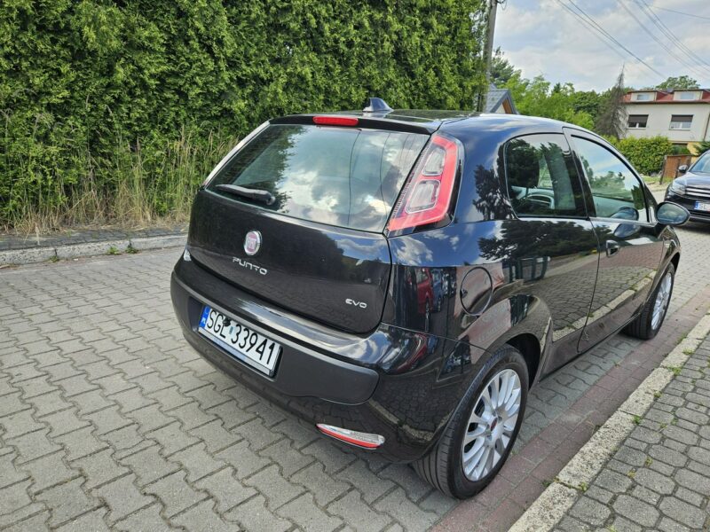 Fiat Punto Evo Nawigacja / Klimatyzacja / Kamera cofania