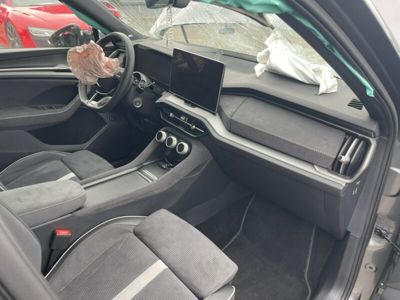 Škoda Kodiaq Sport Line 4x4 DSG Kamera Virtual cockpit Pamięć II (2024-)