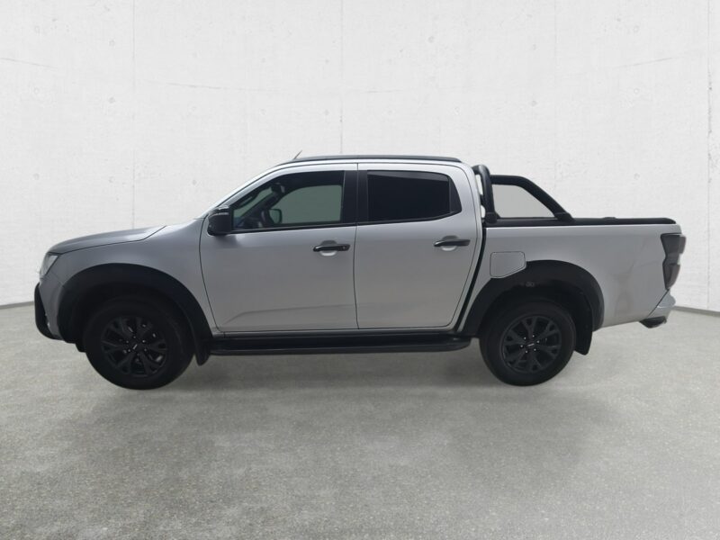 Isuzu inny
