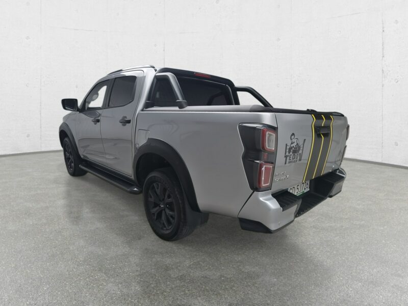 Isuzu inny