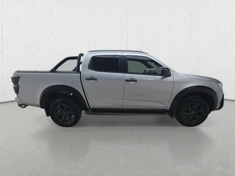 Isuzu inny