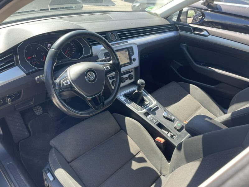 Volkswagen Passat Comfortline Podgrzewanie Klimatronik Hak B8 (2014-2023)