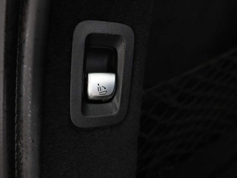 Mercedes C 180 automat full LED navi el. sterowane i grzane fotele klima auto W205 (2014-2021)