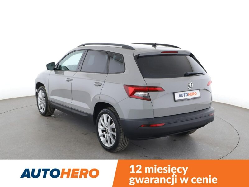 Škoda Karoq full LED navi klima auto czujniki parkowania grzane fotele