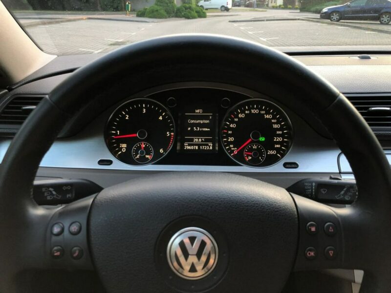 Volkswagen Passat LIFT 2.0 TDI CR 170KM Automat Xenon Navi Kamera Alcantara Szyberdach B6 (2005-2010)