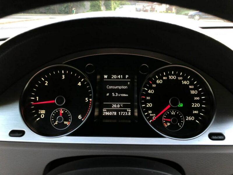 Volkswagen Passat LIFT 2.0 TDI CR 170KM Automat Xenon Navi Kamera Alcantara Szyberdach B6 (2005-2010)