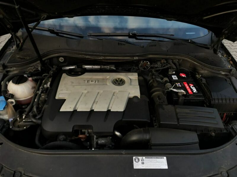 Volkswagen Passat LIFT 2.0 TDI CR 170KM Automat Xenon Navi Kamera Alcantara Szyberdach B6 (2005-2010)