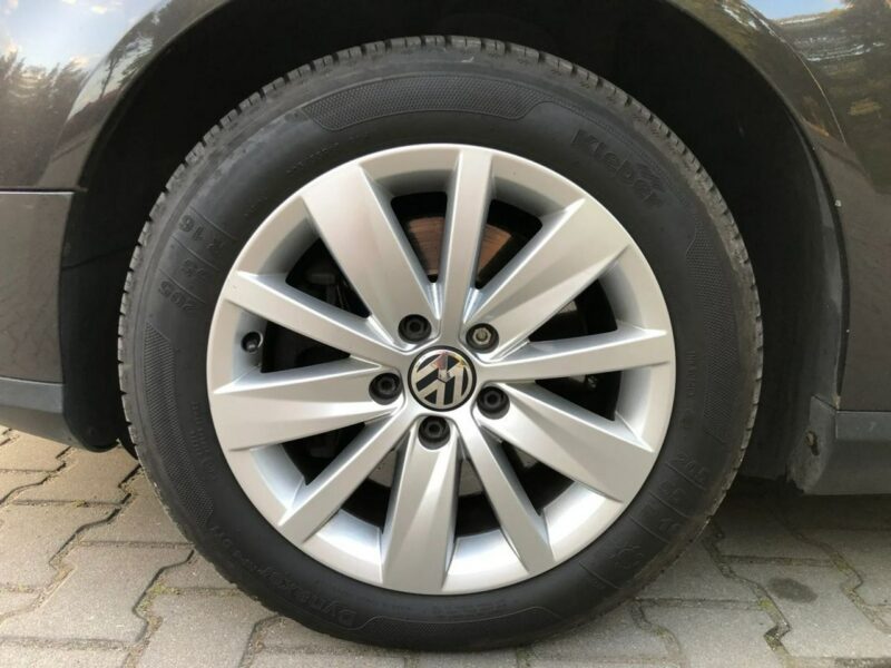 Volkswagen Passat LIFT 2.0 TDI CR 170KM Automat Xenon Navi Kamera Alcantara Szyberdach B6 (2005-2010)