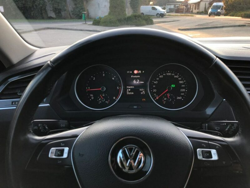 Volkswagen Tiguan Bezwypadkowy Mk2 2018 2.0 TDI 150 KM 7 osób Automat Navi Led Hak Dsg II (2016-2024)