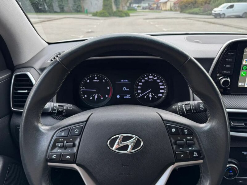 Hyundai Tucson MK3 2019r LIFT 1.6 CRDi 136KM Navi Led Android CarPlay Niski przebieg III (2015-2020)