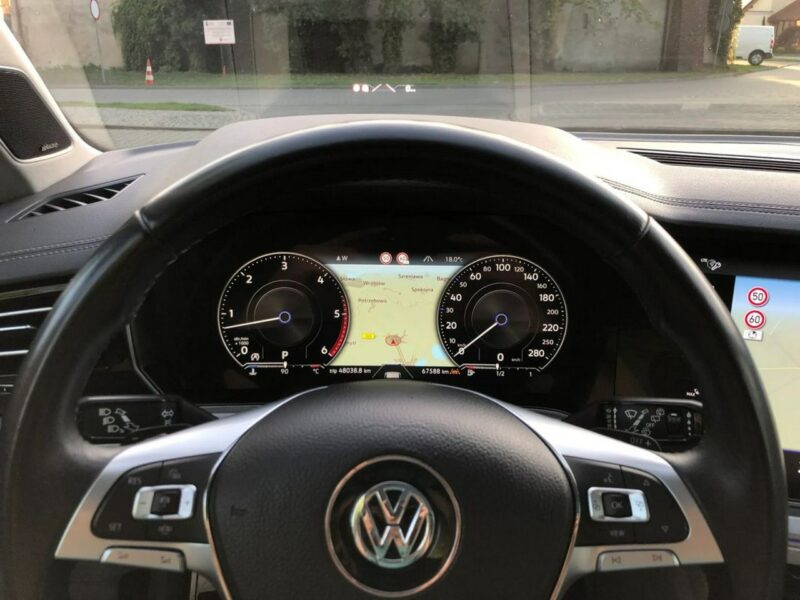 Volkswagen Touareg R-Line 2019r V8 4.0 TDI 422KM 4x4 Matrix Head Pneumatyka Hak FV23% VAT III (2018-)