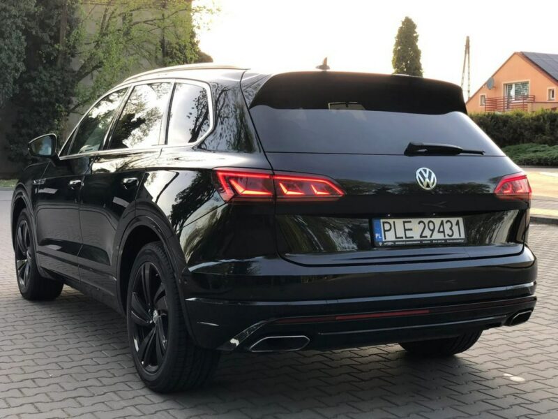 Volkswagen Touareg R-Line 2019r V8 4.0 TDI 422KM 4x4 Matrix Head Pneumatyka Hak FV23% VAT III (2018-)