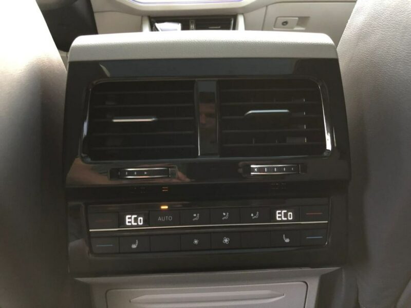 Volkswagen Touareg R-Line 2019r V8 4.0 TDI 422KM 4x4 Matrix Head Pneumatyka Hak FV23% VAT III (2018-)