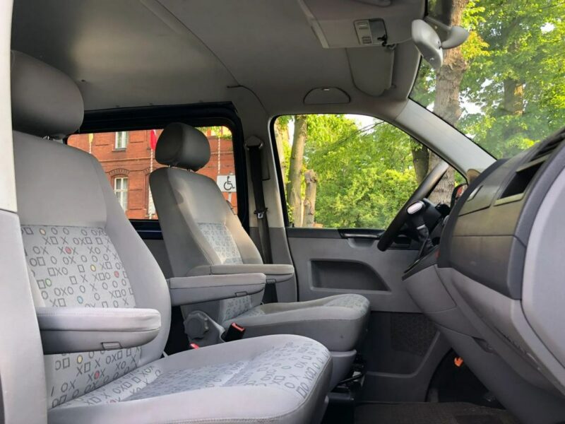 Volkswagen Transporter T5 LONG 2.5 TDI 130KM Automat Tempomat 5 osób Klima Hak Zarejestrowany T5