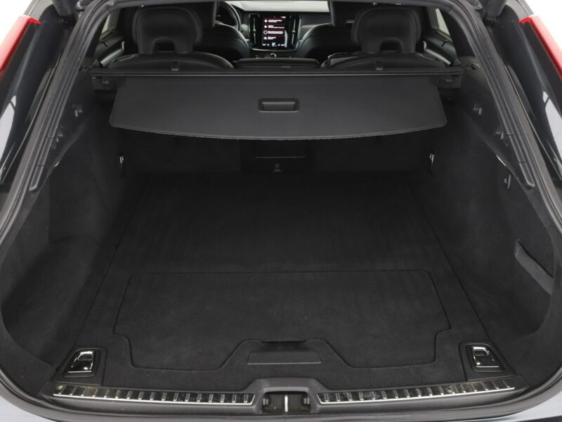 Volvo V90 FV23 2.0 D4 R-DESIGN FL Navi Tempomat Grzana Wentylowana Skóra FullLED