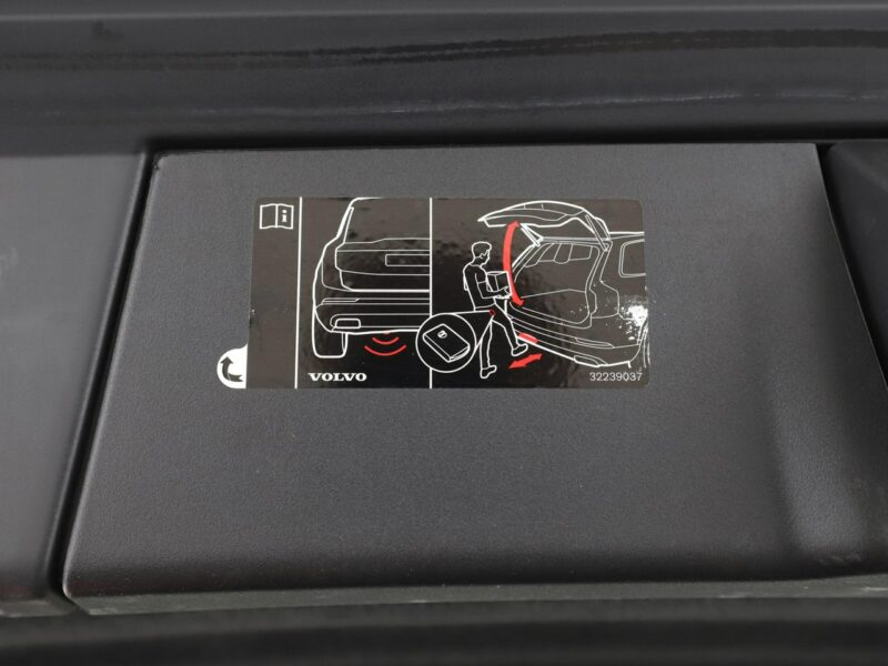 Volvo V90 FV23 2.0 D4 R-DESIGN FL Navi Tempomat Grzana Wentylowana Skóra FullLED