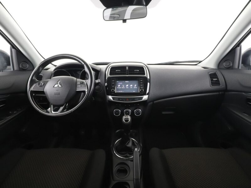 Mitsubishi ASX navi PDC klima-auto tempomat