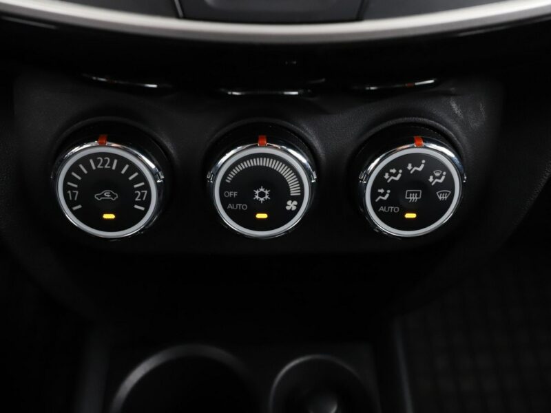 Mitsubishi ASX navi PDC klima-auto tempomat