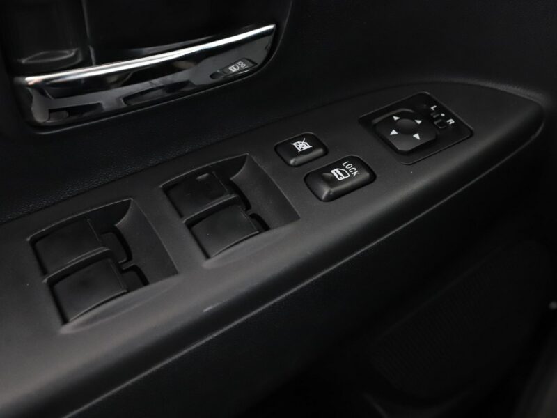 Mitsubishi ASX navi PDC klima-auto tempomat