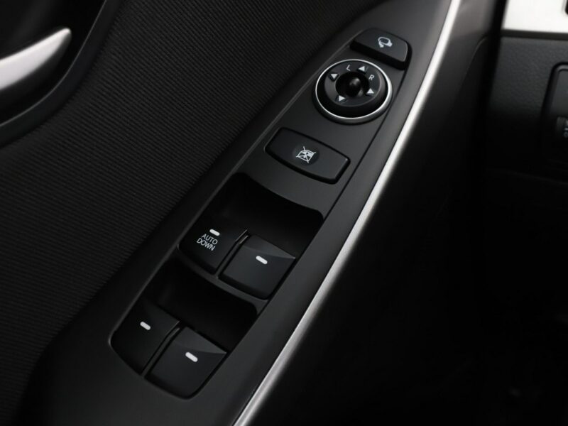 Hyundai i30 navi klimatyzacja multifunkcja kamera i czujniki parkowania III (2017-)